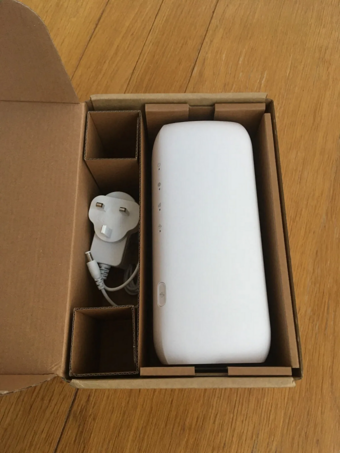 สินค้าใหม่ ZYXEL NR5103EV2 ไม่ล็อค 4.7Gbps WiFi6 4G LTE 5G WiFi Router 5G NR Indoor CPE Router 1